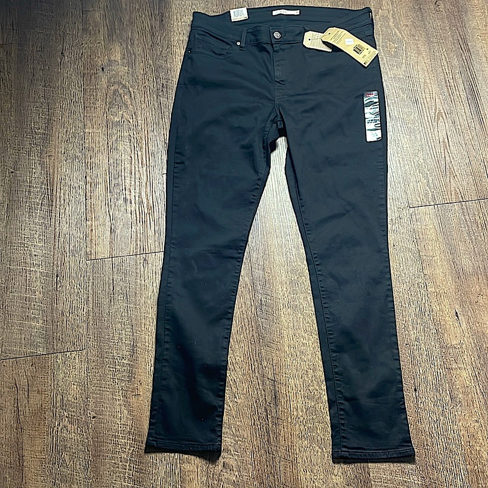 Women 711 Levi Skinny amid Rise